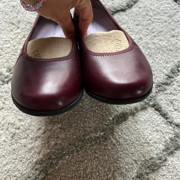 Aravon by Rockport red burgundy leather flats size 9 - Picture 7 of 10